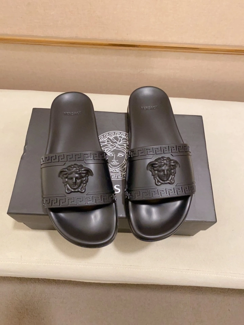 Gxvxnchy Slippers Compact 153505