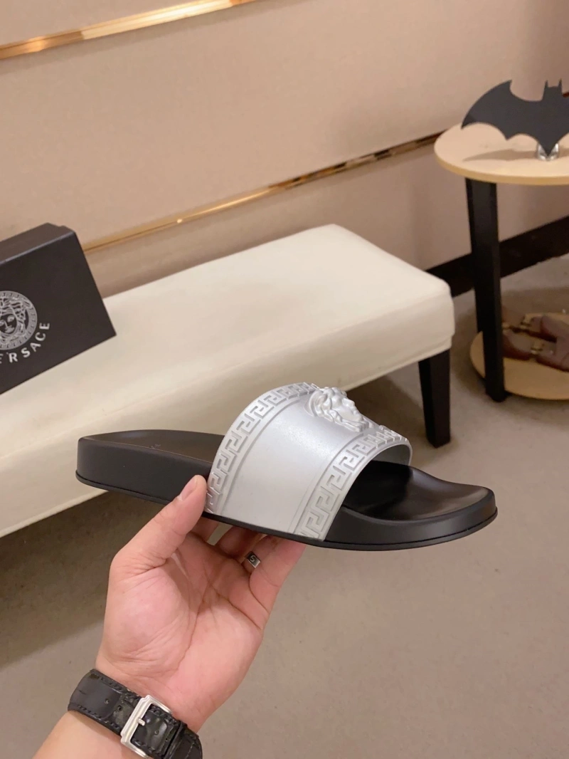 Gxvxnchy Slippers Sleek 153500