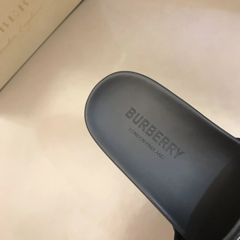 Breathable Bxrbxrry Slippers 115201