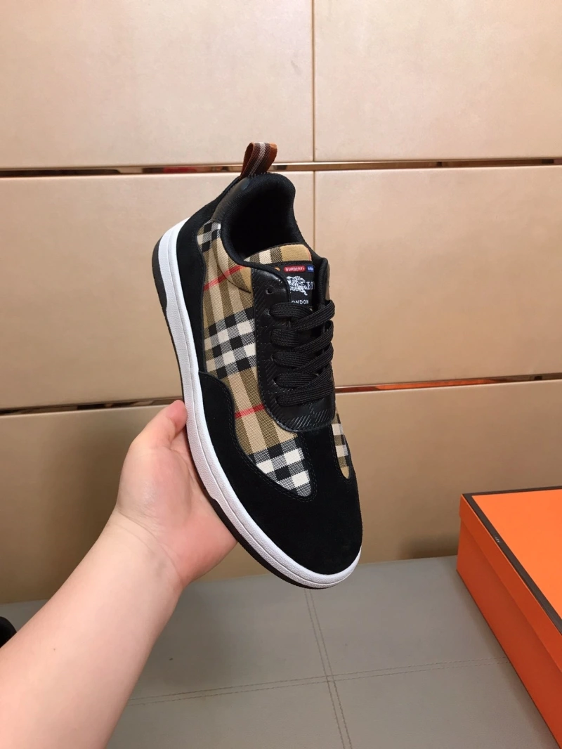 Flexible Bxrbxrry Sneakers 115160