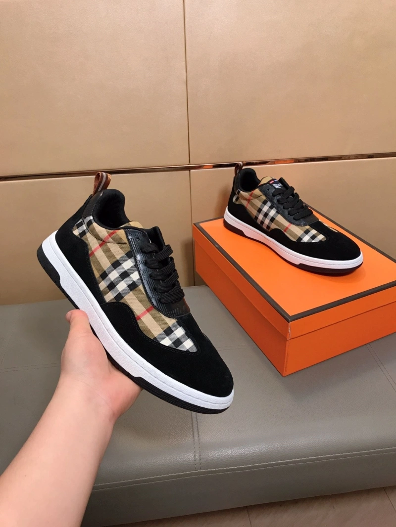 Flexible Bxrbxrry Sneakers 115160