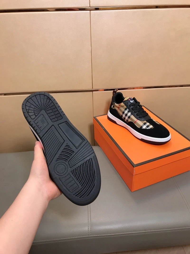 Flexible Bxrbxrry Sneakers 115160