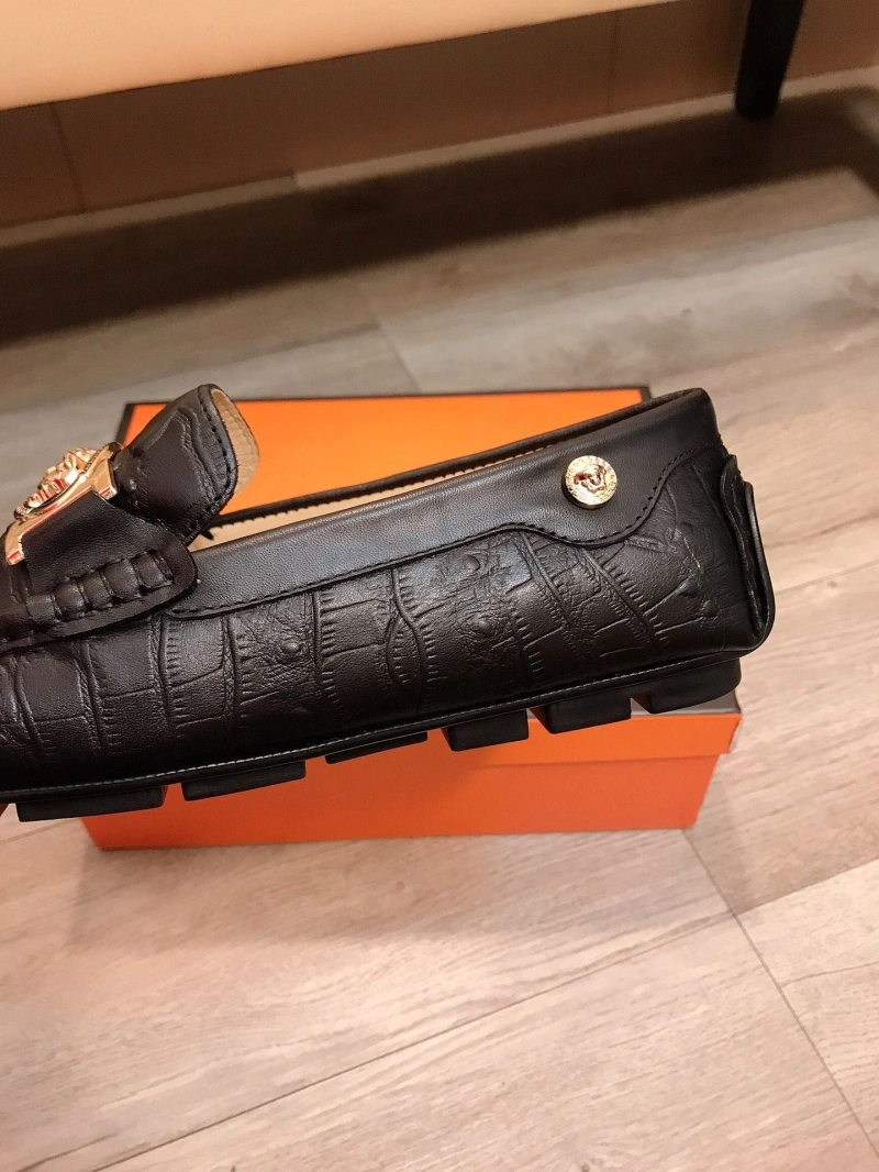 HighQuality Gxvxnchy Leather Shoes 153641