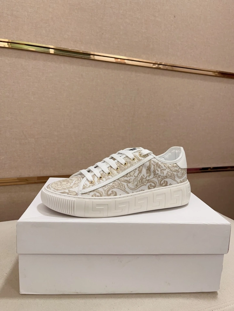 Reliable Gxvxnchy Sneakers 153448