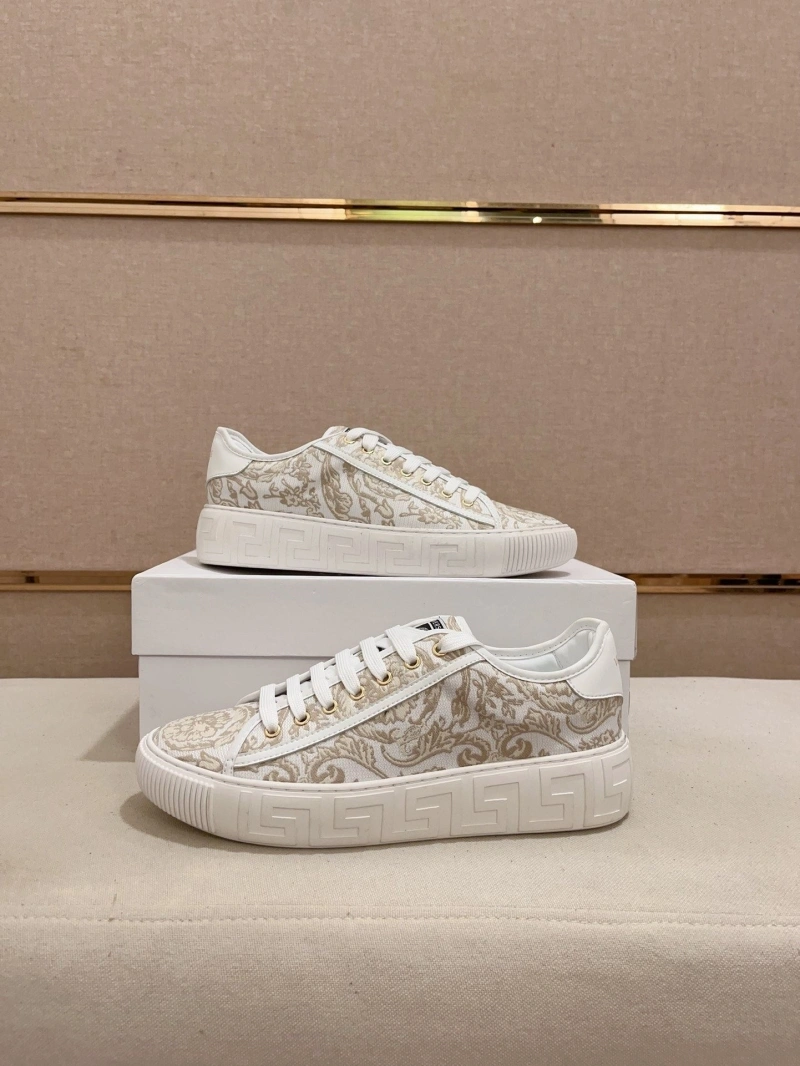 Reliable Gxvxnchy Sneakers 153448