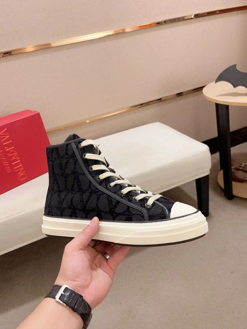 Lightweight Vxlxntino Sneakers 231144
