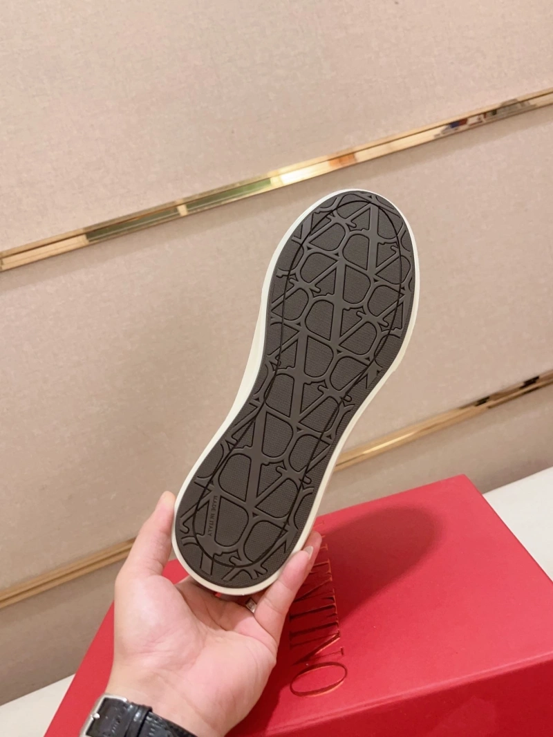 Lightweight Vxlxntino Sneakers 231144