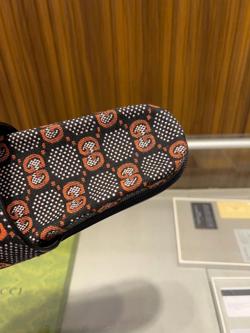 Gxccx Slippers Practical 159580