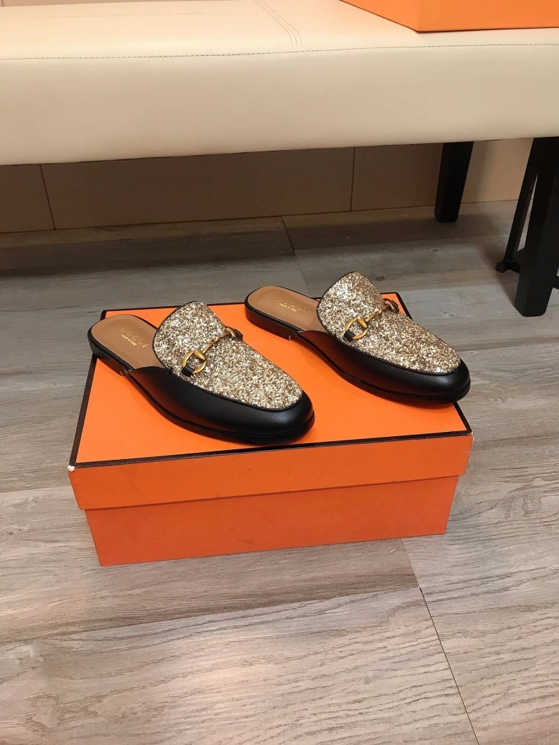 Trendy Gxccx Slippers 159576