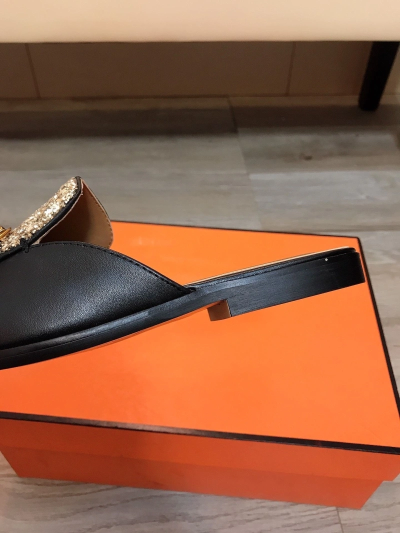 Trendy Gxccx Slippers 159576