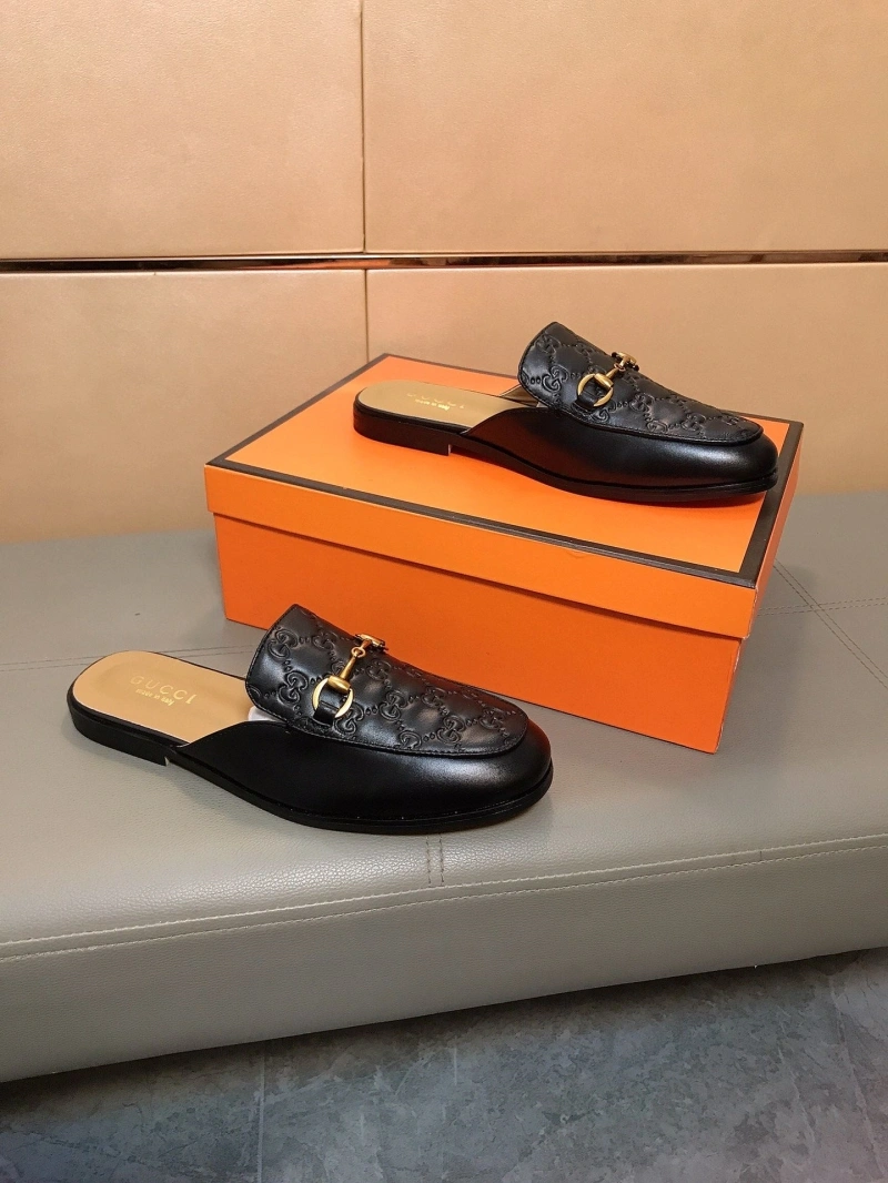 Resilient Gxccx Slippers 159558