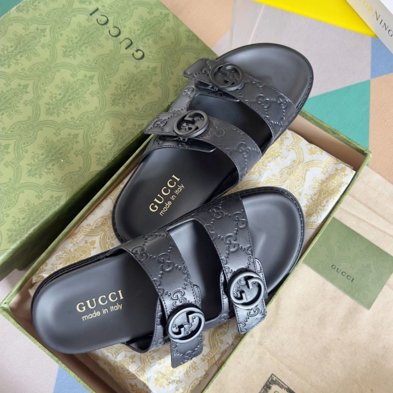 Fashionable Gxccx Slippers 159562