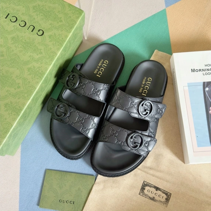 Fashionable Gxccx Slippers 159562