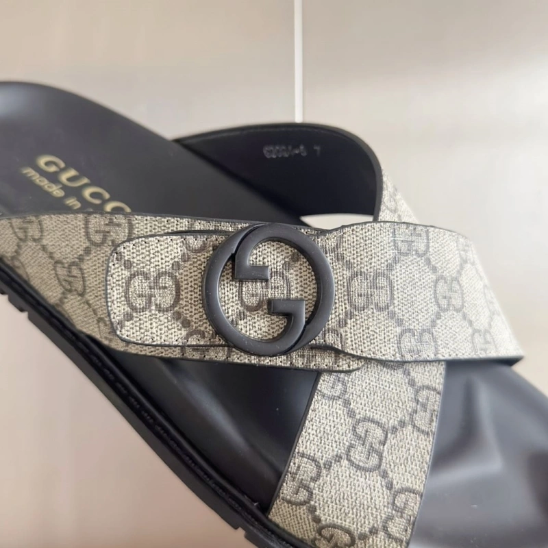 Efficient Gxccx Slippers 159554