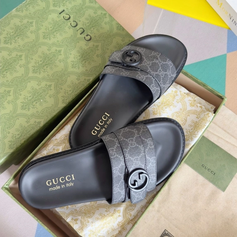 Gxccx Slippers Bright 159547