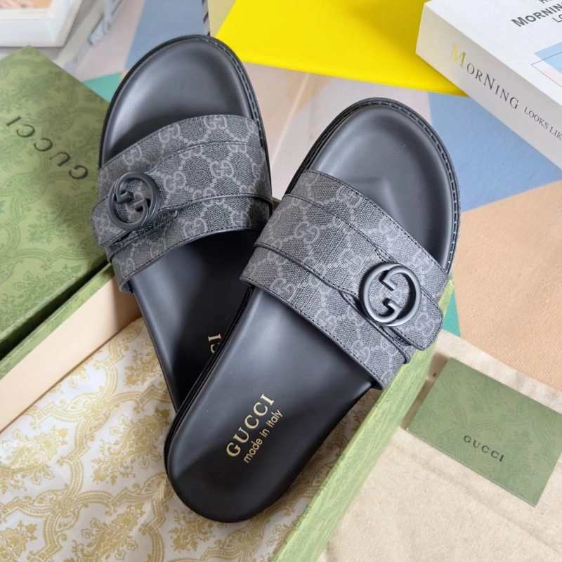 Gxccx Slippers Bright 159547