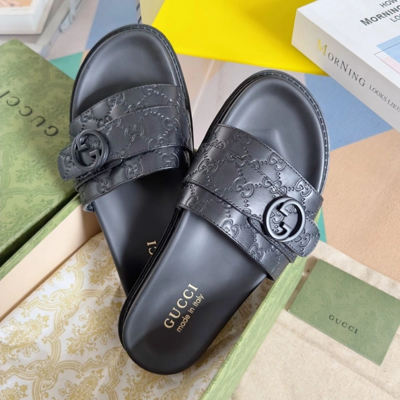WellDesigned Gxccx Slippers 159549