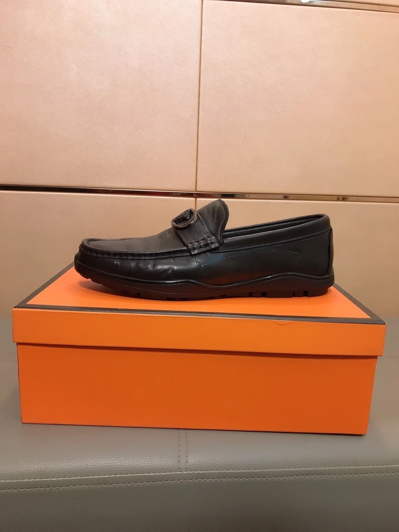 EyeCatching Gxvxnchy Leather Shoes 153601