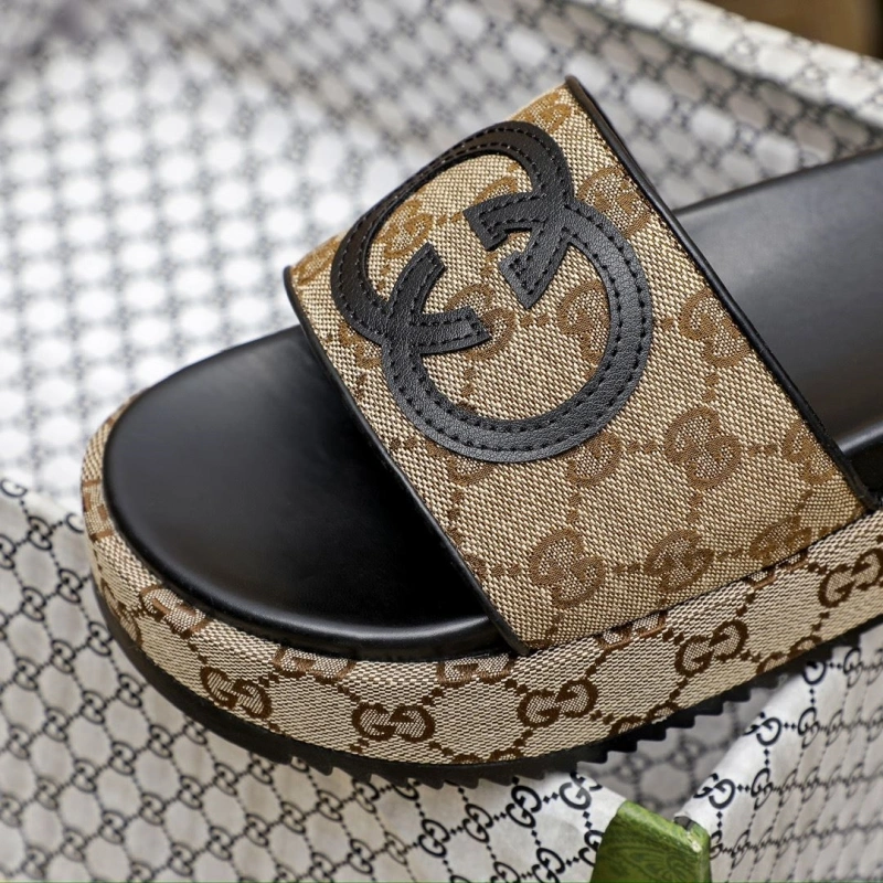 Gxccx Slippers Compact 159545