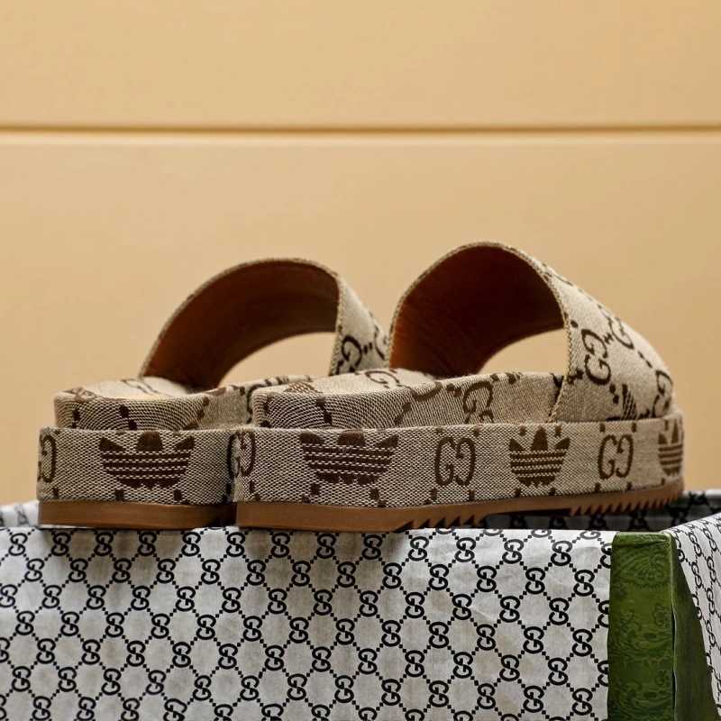 Gxccx Slippers Trendsetting 159542