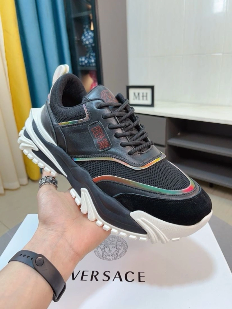 Trendsetting Gxvxnchy Sneakers 153447