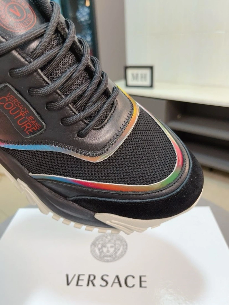 Trendsetting Gxvxnchy Sneakers 153447