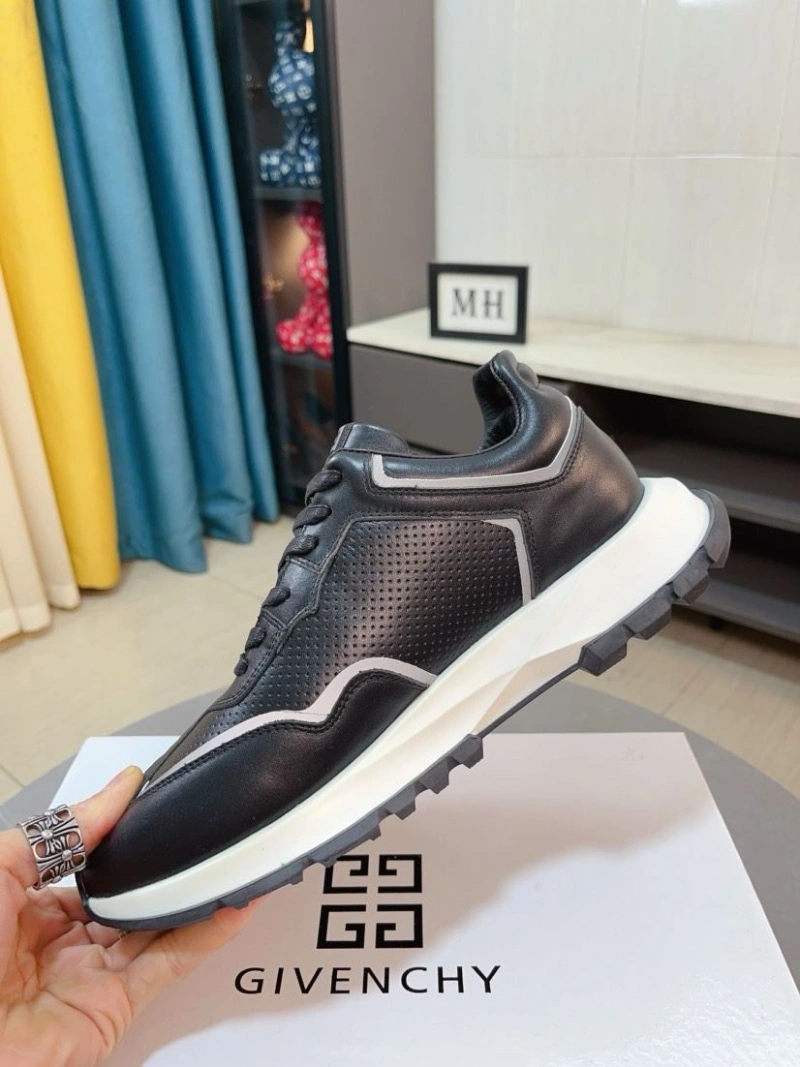 Comfortable Gxvxnchy Sneakers 153445