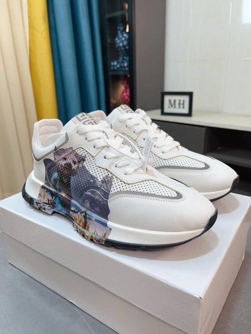 EasyMatch Gxvxnchy Sneakers 153440