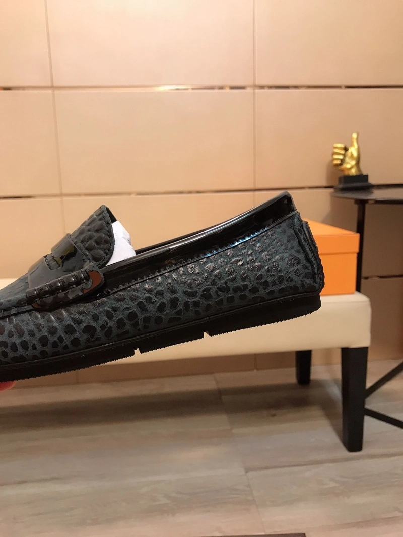 NewStyle Gxvxnchy Leather Shoes 153606