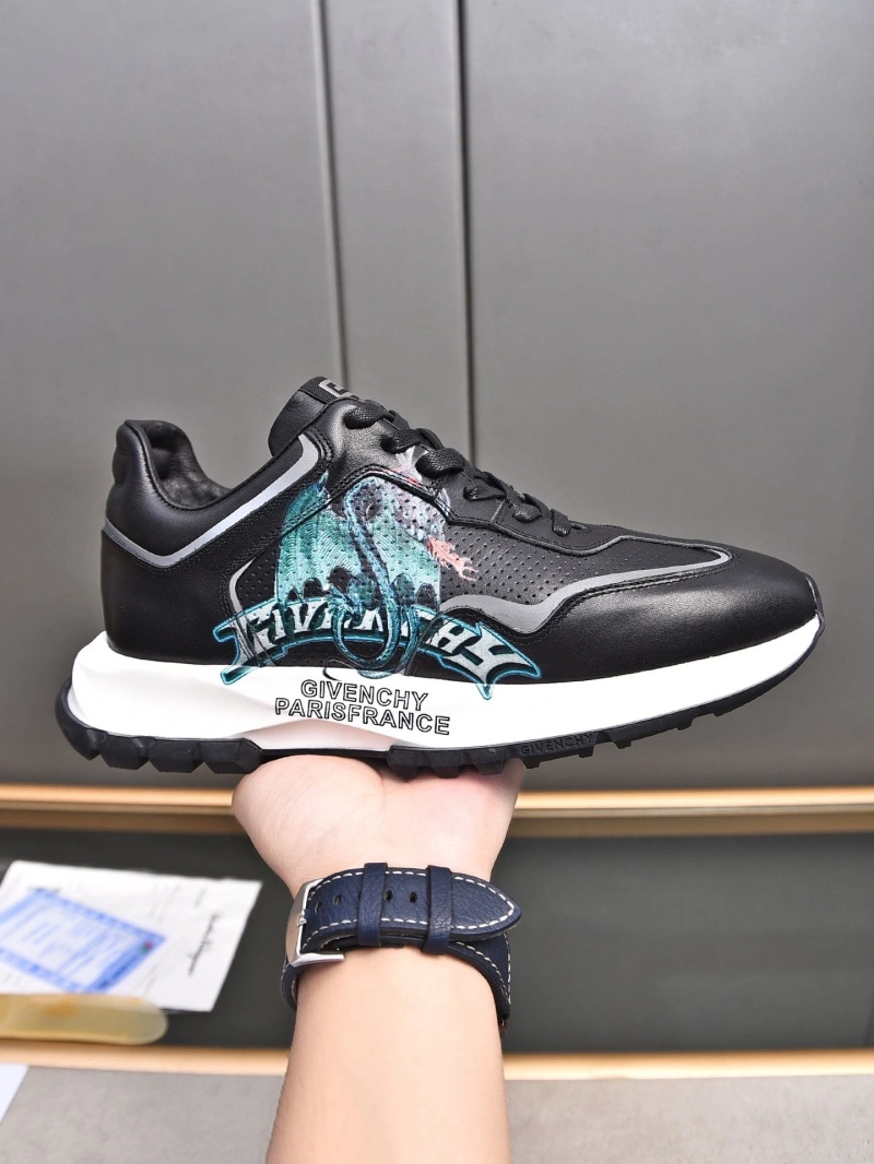 Gxvxnchy Sneakers Timeless 153438