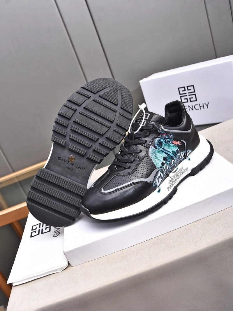 Gxvxnchy Sneakers Timeless 153438