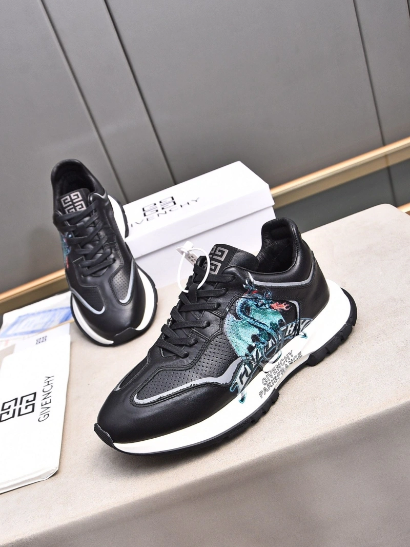 Gxvxnchy Sneakers Timeless 153438