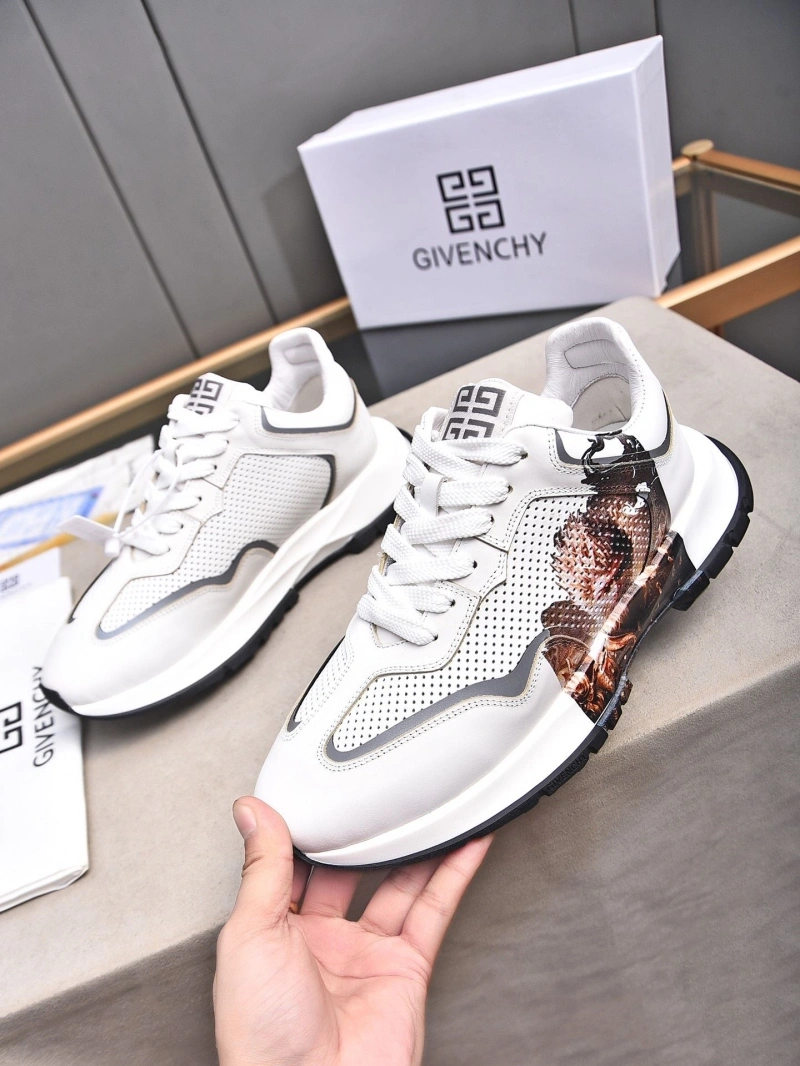Timeless Gxvxnchy Sneakers 153441