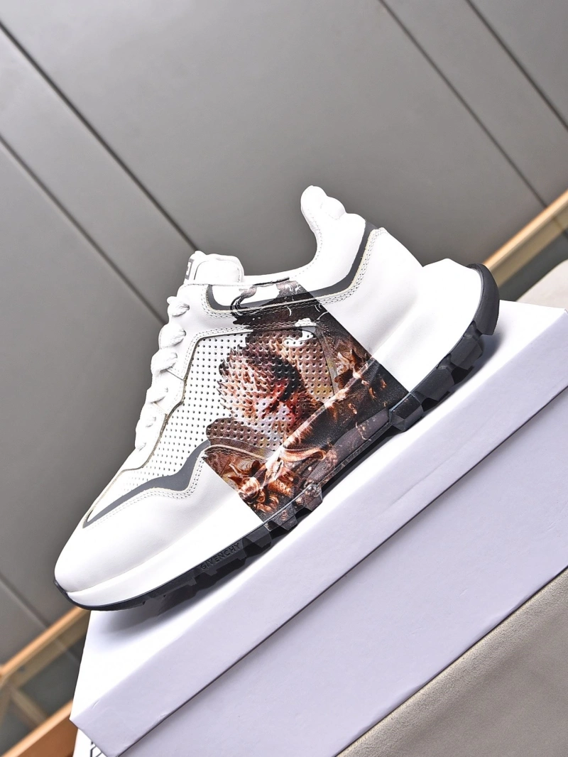 Timeless Gxvxnchy Sneakers 153441