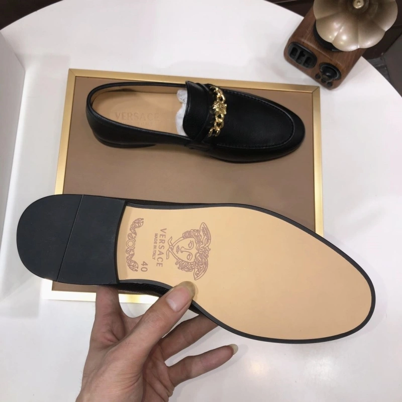 AllSeason Gxvxnchy Leather Shoes 153603
