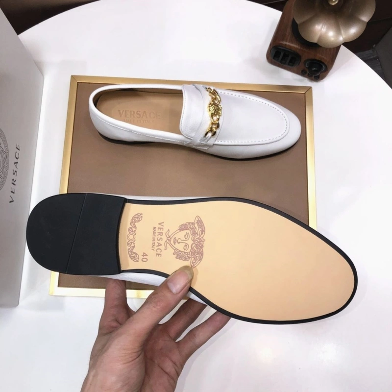 Comfortable Gxvxnchy Leather Shoes 153602