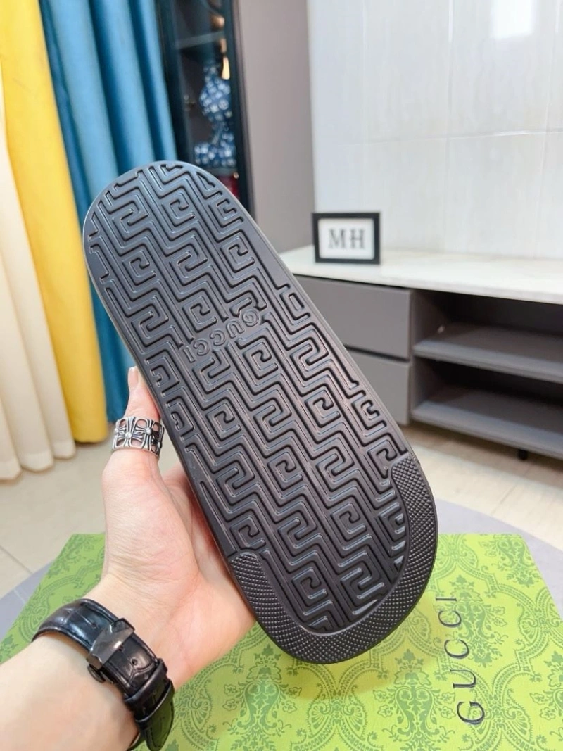 Resilient Gxccx Slippers 159519