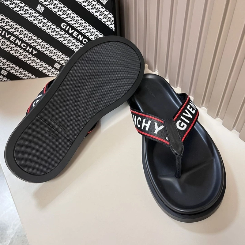 Fashionable Gxvxnchy Slippers 153497