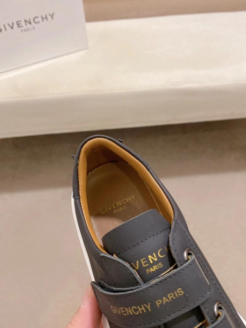 Versatile Gxccx Boots 161433