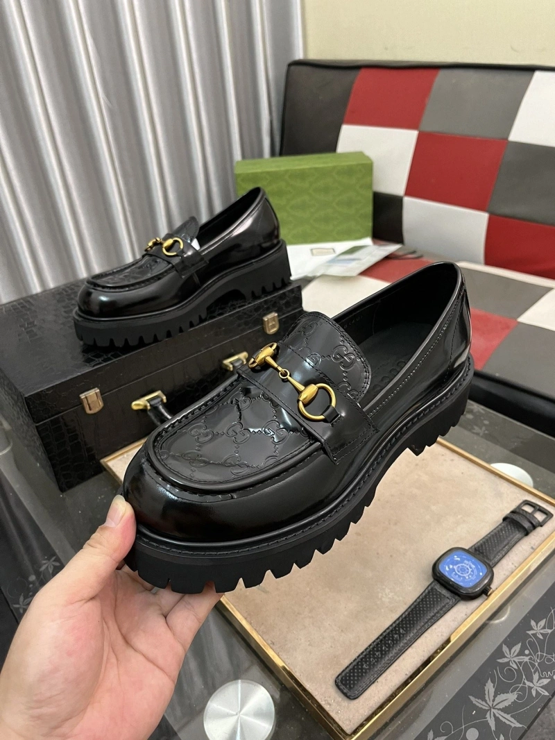 Gxccx Leather Shoes Compact 160181
