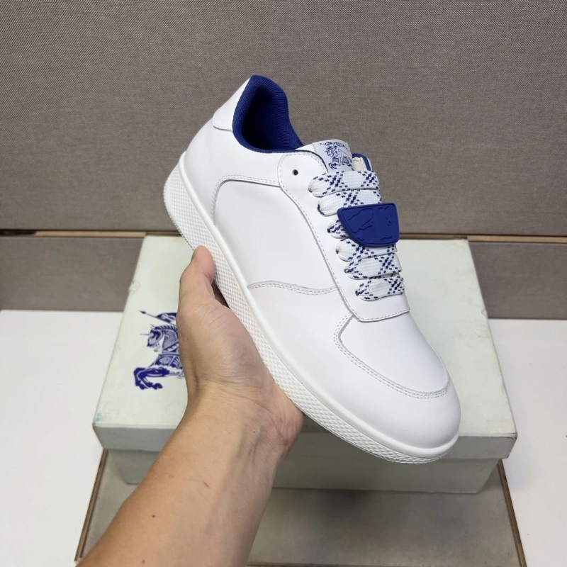Flexible Bxrbxrry Sneakers 115144