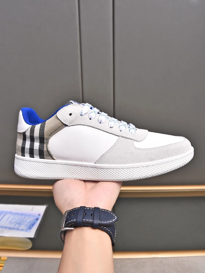 WellDesigned Bxrbxrry Sneakers 115138