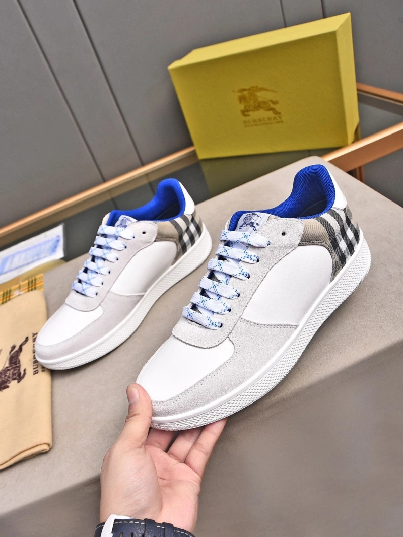 WellDesigned Bxrbxrry Sneakers 115138