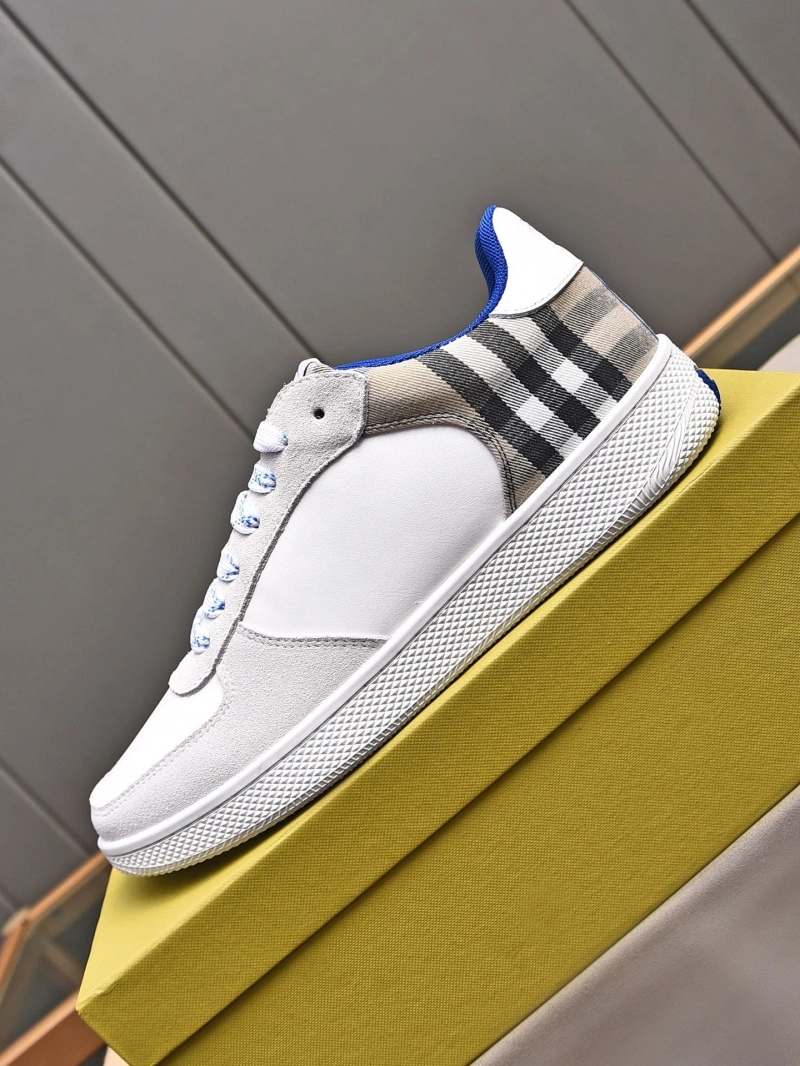 WellDesigned Bxrbxrry Sneakers 115138