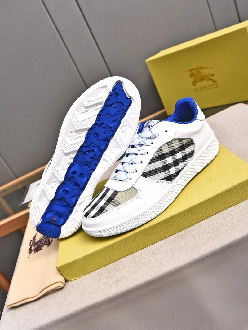 Minimalist Bxrbxrry Sneakers 115139