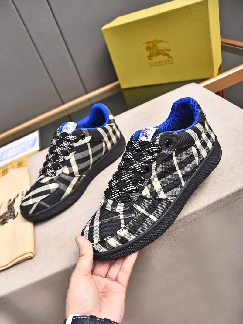 Sophisticated Bxrbxrry Sneakers 115137