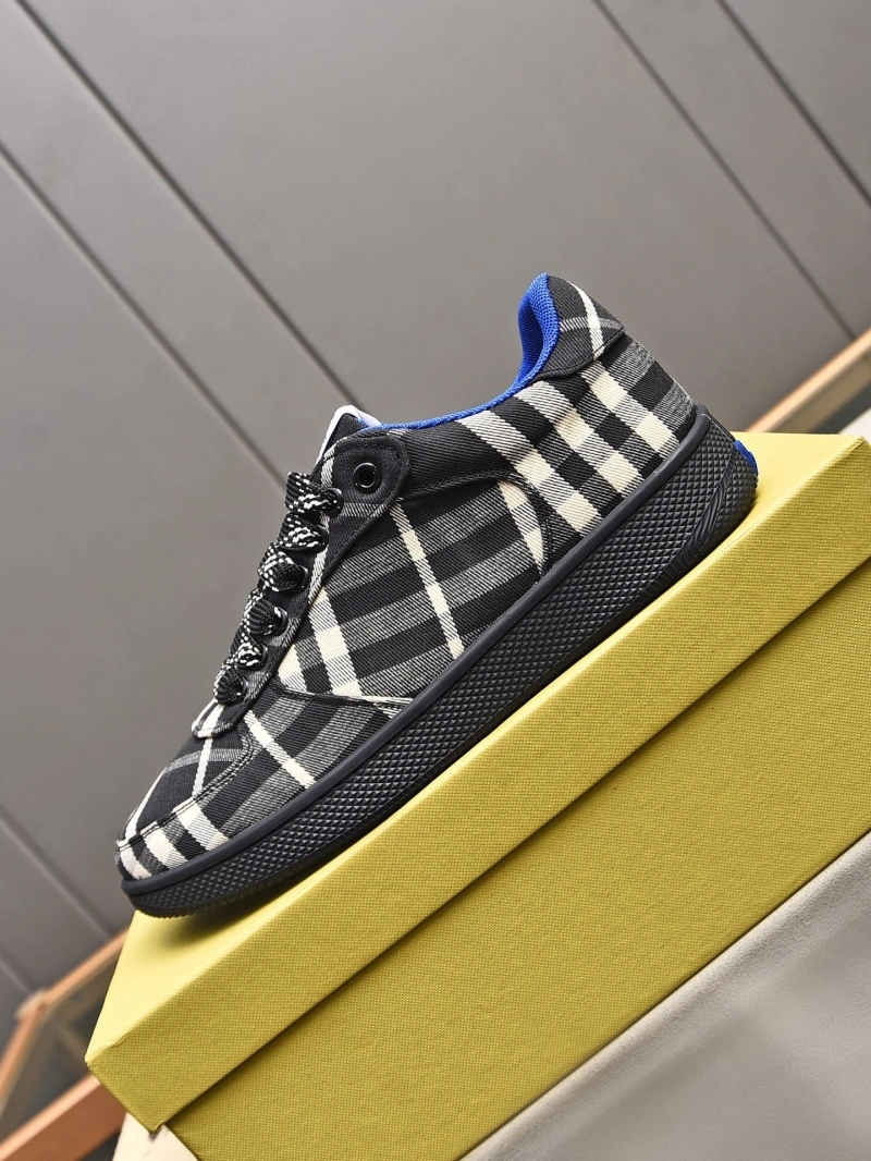 Sophisticated Bxrbxrry Sneakers 115137