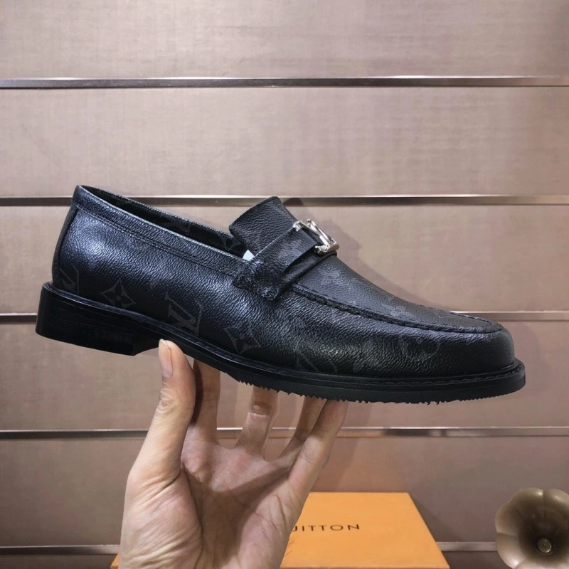 Sleek Gxccx Leather Shoes 160134