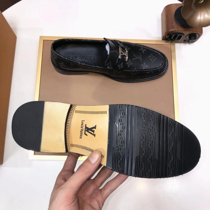Sleek Gxccx Leather Shoes 160134