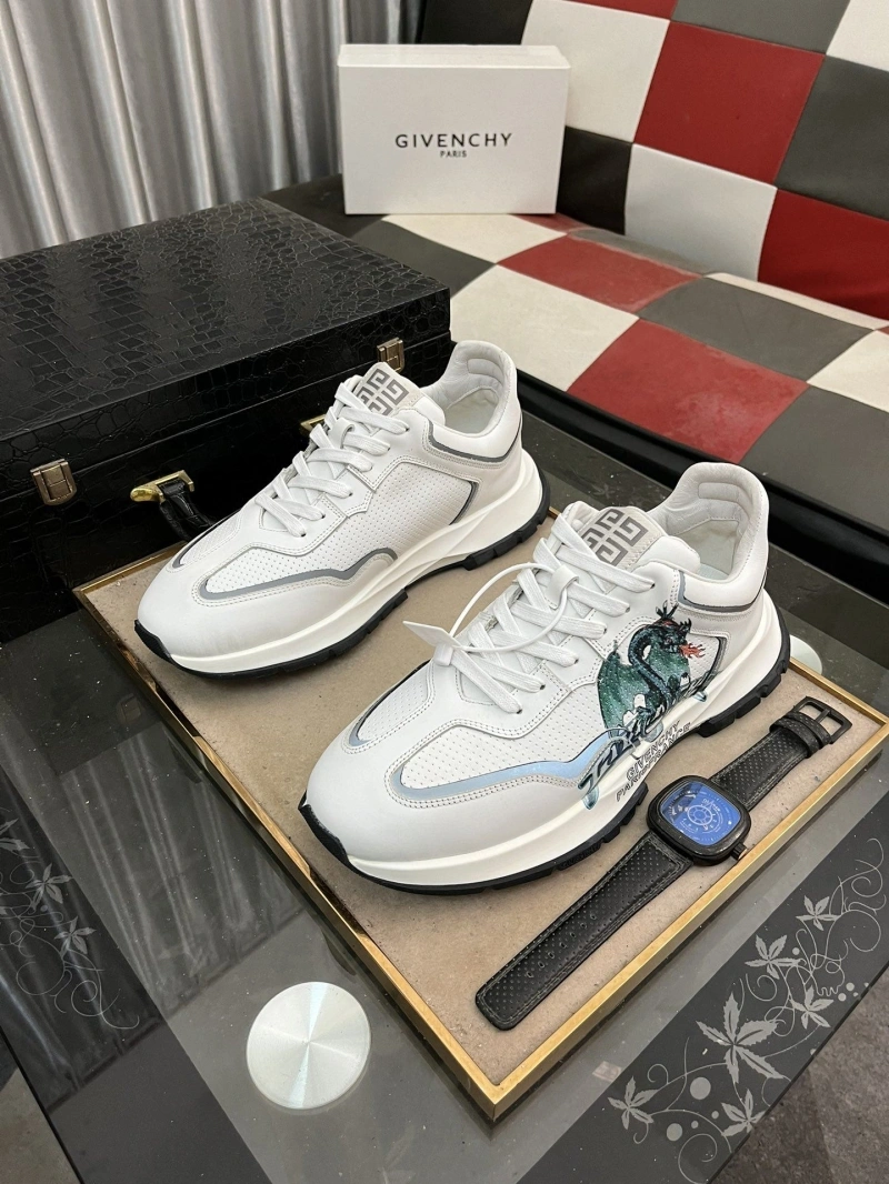 Versatile Gxvxnchy Sneakers 153428